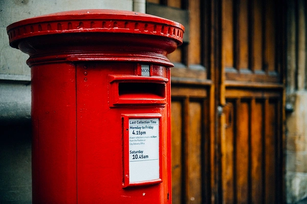  Pn2iconic - Red - British - Mailbox - City